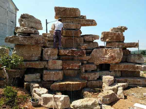 龟纹石、石材丰富