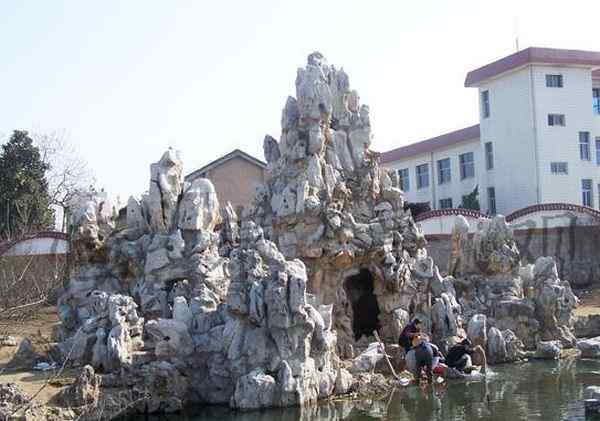 太湖石、天然形成