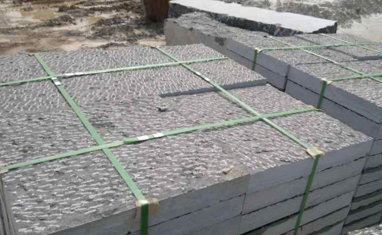 青石板、经久耐用