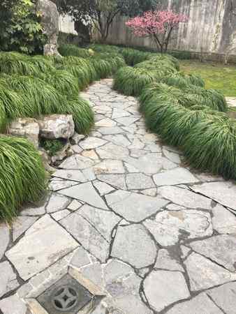 青石板、质地密实