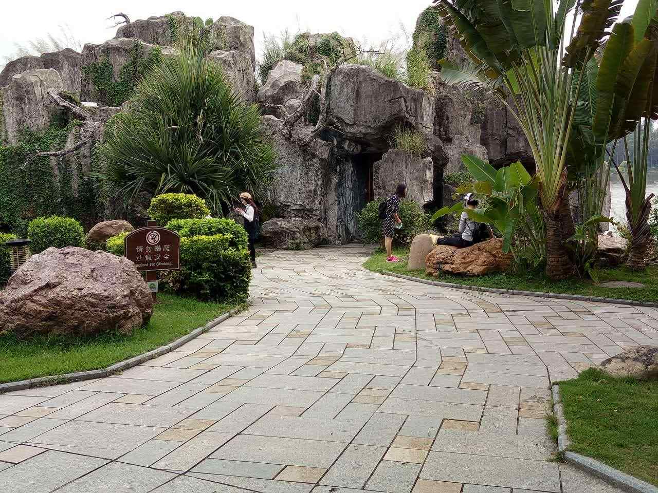 如何巧妙地应用园林景观石达到最佳效果