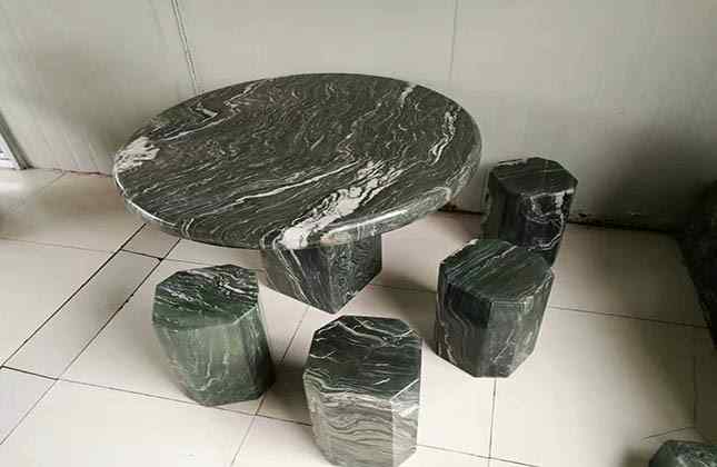 圆形九龙玉石桌石凳