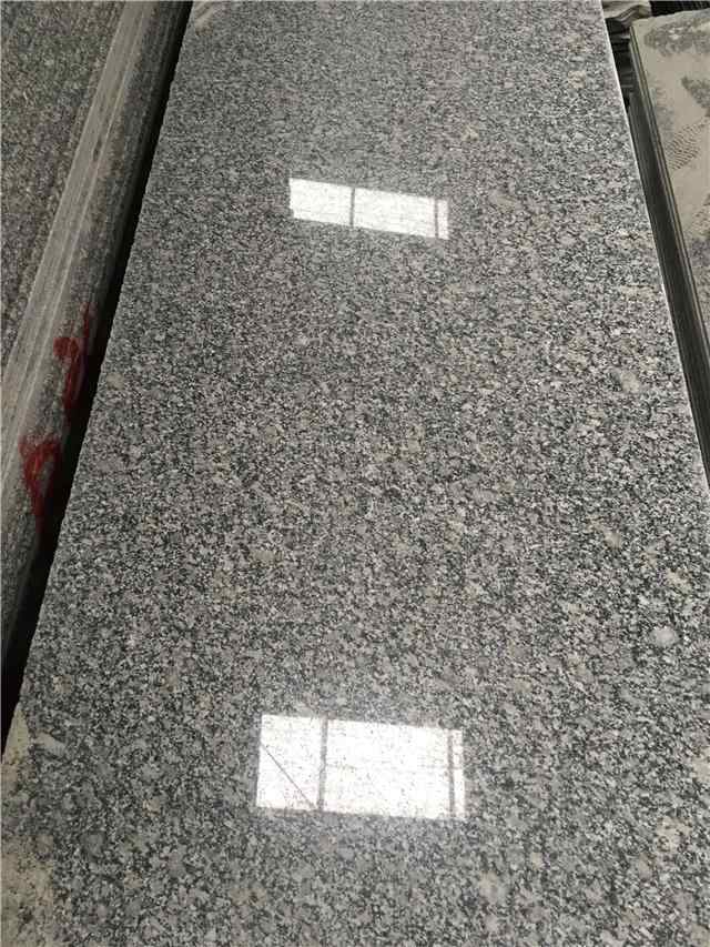 「天然花岗岩」珍珠灰/小铁灰花岗岩园林广场地铺路沿石盲道石树围