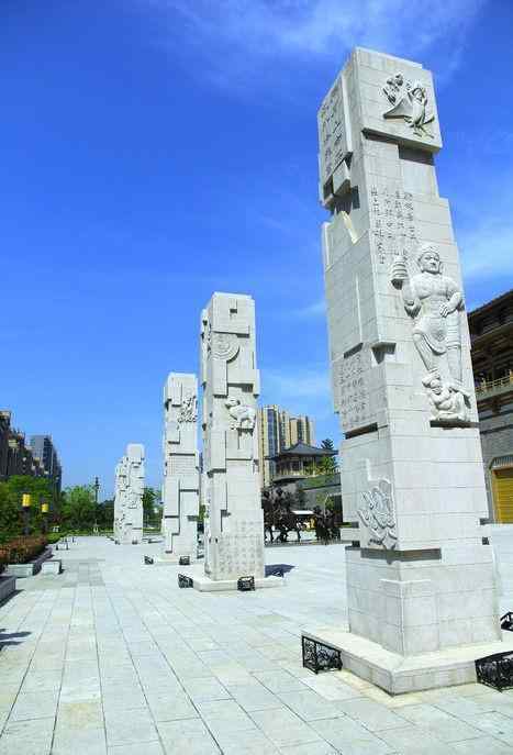 广场文明柱有哪几种表现形式