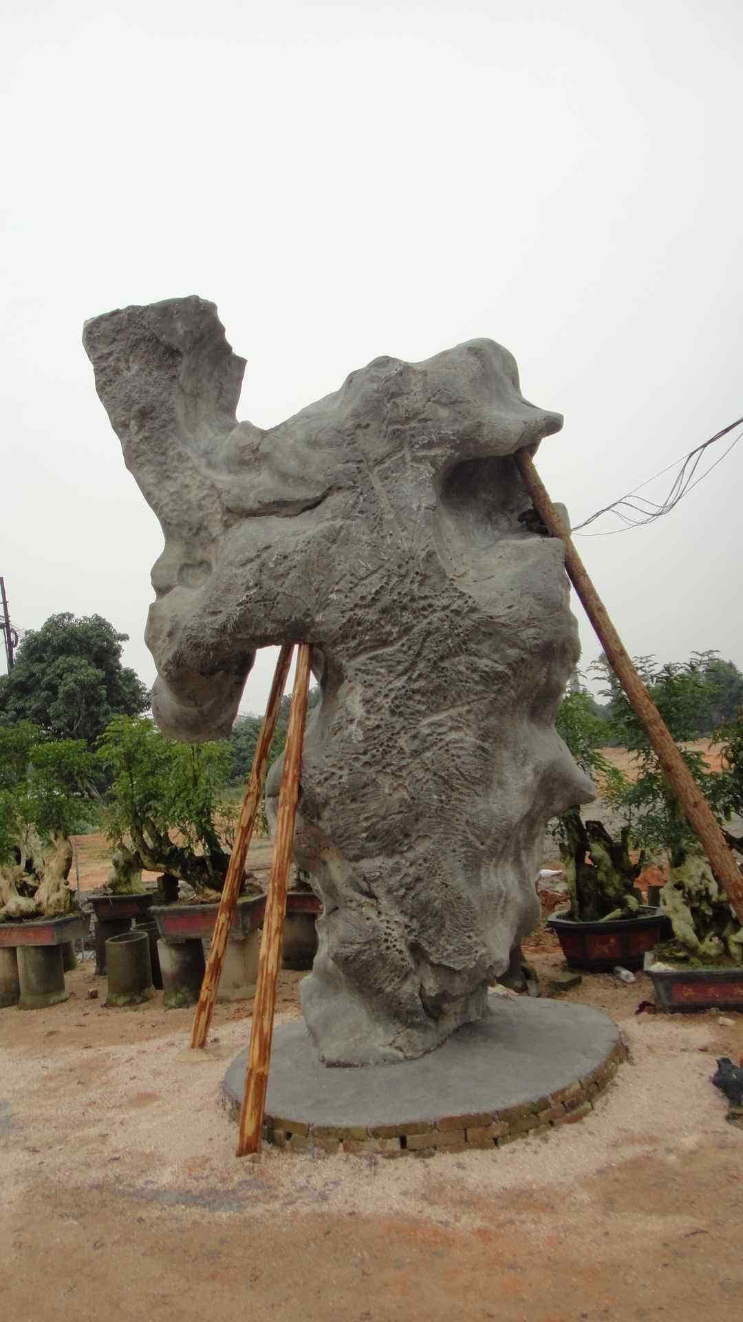 用灵璧石造园的一些讲究