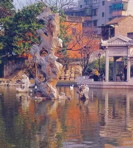 【欣赏】史上最全园林景观石图集(图103)