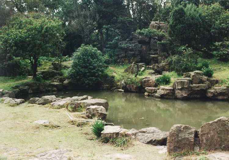 驳岸石的重要性以及尺寸选取