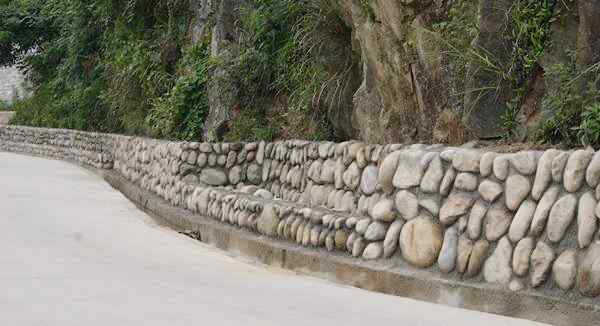 低碳环保的鹅卵石材料