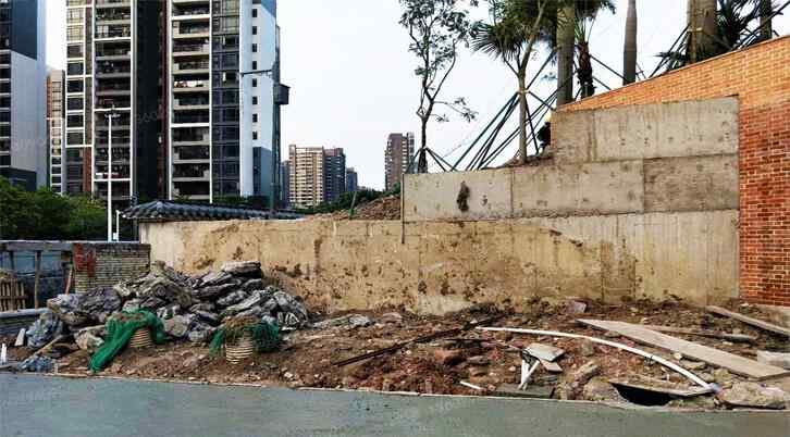 选用景观石时如何分辨石材的好坏