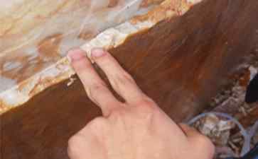 如果景观石意外破损请用以下方法修复