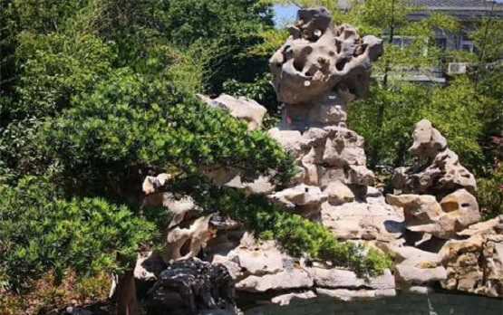 太湖石在园林中怎么使用
