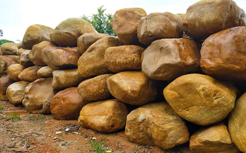 购买黄蜡石的选择标准